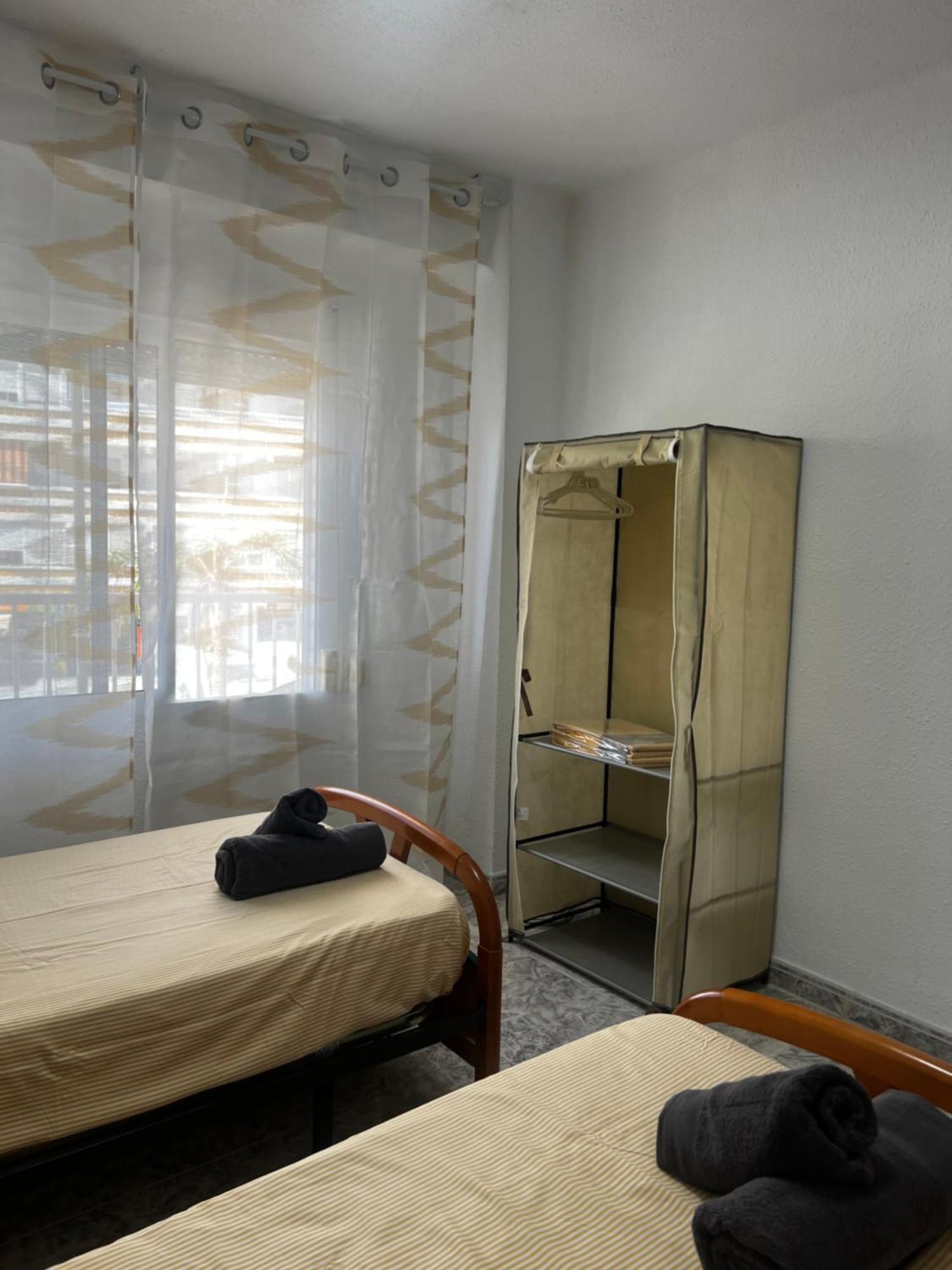 Apartamento 3 Habitaciones En Torre Del Mar A 50 Metros De La Playa Exterior photo
