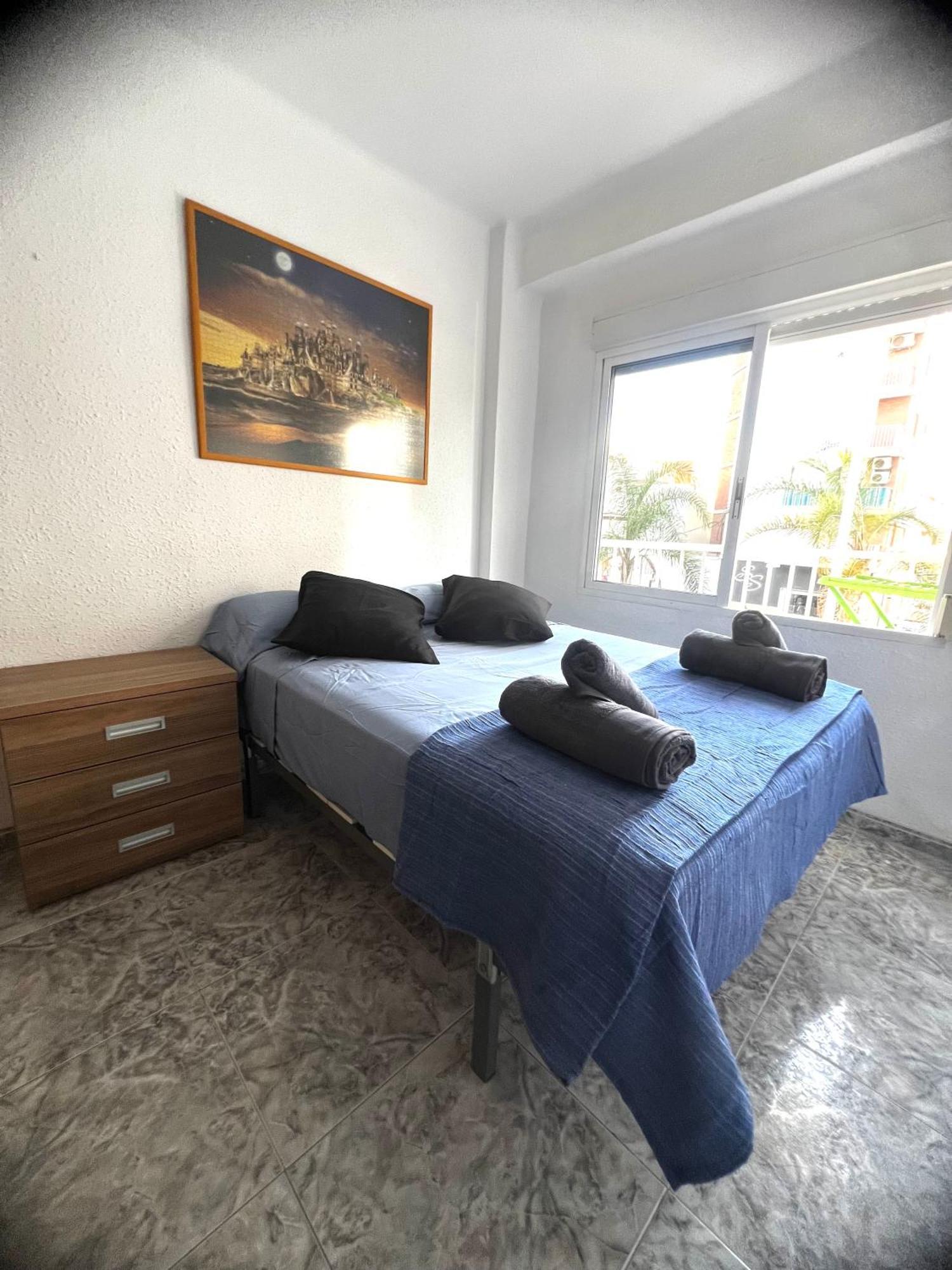 Apartamento 3 Habitaciones En Torre Del Mar A 50 Metros De La Playa Exterior photo