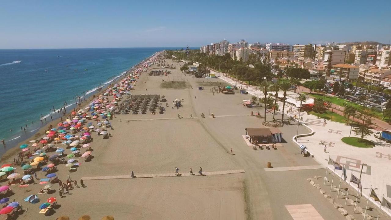 Apartamento 3 Habitaciones En Torre Del Mar A 50 Metros De La Playa Exterior photo